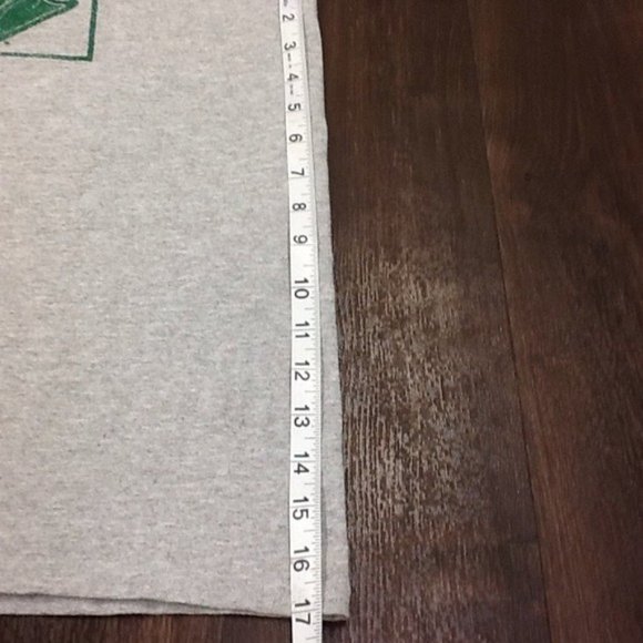 University of Oregon Sz. Large Grey Tee Shirt - Picture 4 of 5